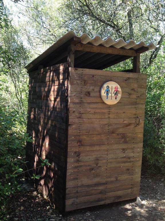 Готель Au Fil De Soi Vezenobres Екстер'єр фото